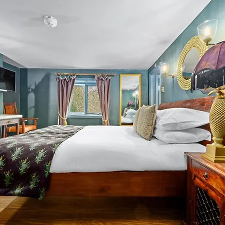 The Fat Badger Inn 4*