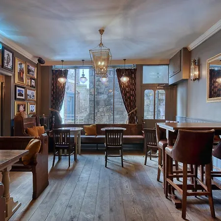 The Fat Badger Inn 4*