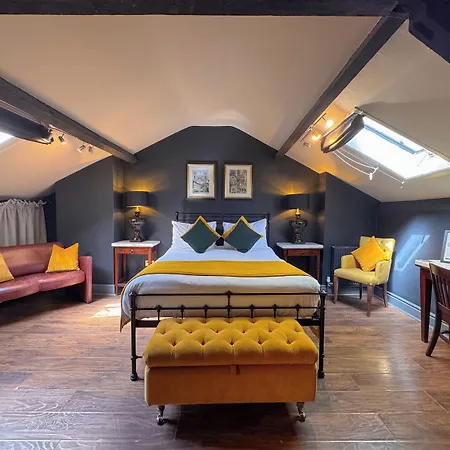 The Fat Badger 4*
