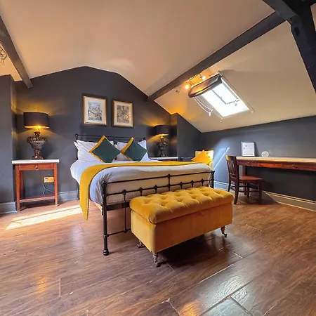 The Fat Badger 4*