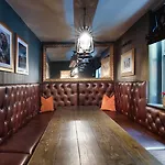 The Fat Badger Herberg 4*