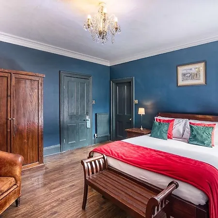 Inn The Fat Badger 4*