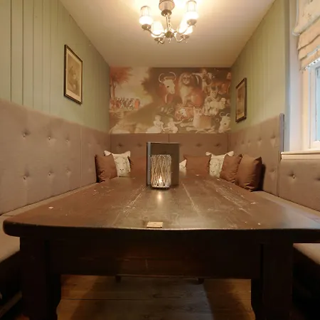 The Fat Badger Inn 4*